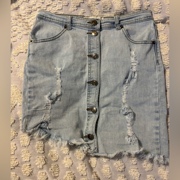 Distressed Denim Skirt from Vintage Havana Size Small - Picture 3 of 8
